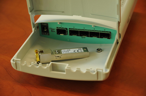 CRS105-5S-FB vista inferior