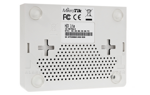 RouterBOARD RB750r2 vista inferior mostrando información técnica