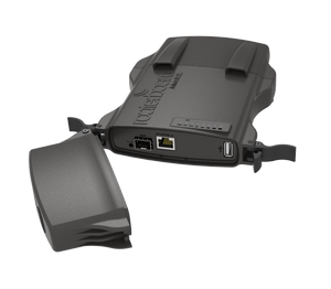 RB922UAGS-5HPacD-NM NetMetal 5 vista inferior